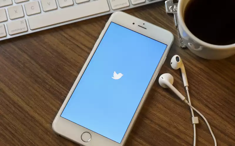 On Twitter, you can mute words with this simple trick