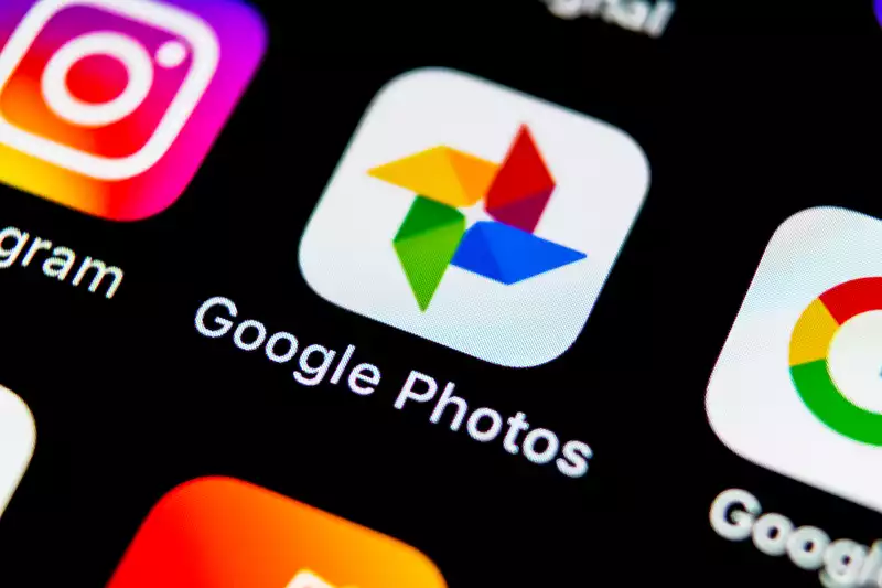 Epic fail: Google sent a private video of google Photos to a stranger