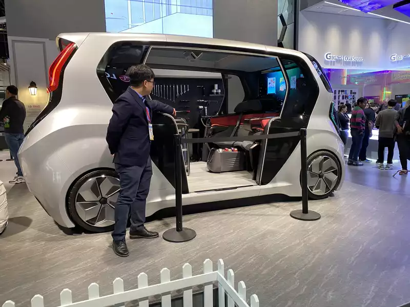 LG's connected 2030 self-driving car is the coolest thing in CES2020