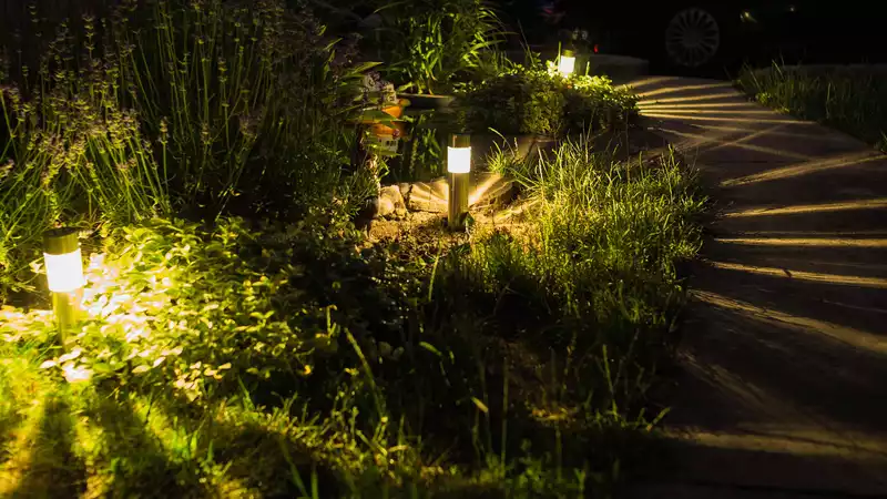 Which solar light should I buy? Road light, string light, spotlight and more