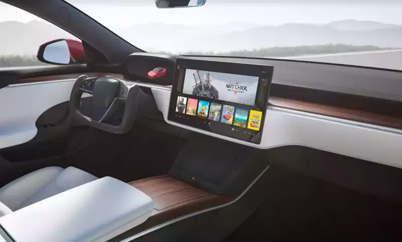 Don't you like Tesla's strange Yoke steering wheel? Tough