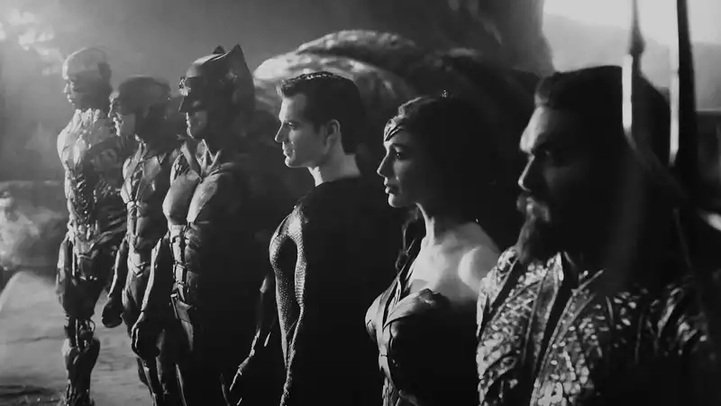 Zack Snyder Justice League Black and White Cuts Come — What you Need to Know