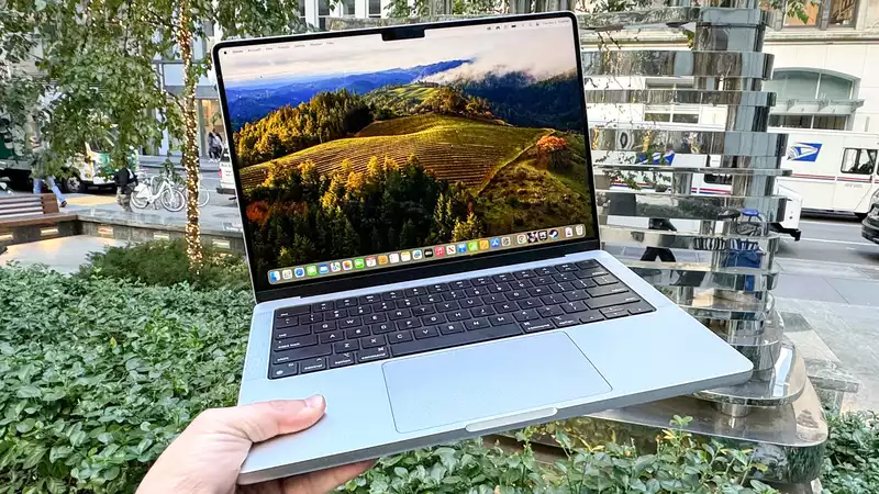 MacBook Pro M3 and M3 Max battery life test - how long will it last?