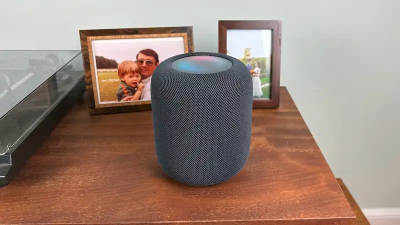 Apple's HomePod smart speaker to feature an "iPad-like display"