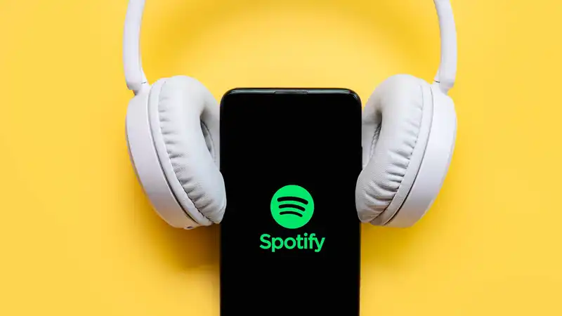 Spotify's Latest Upgrade Is Genius, But Not Enough to Bring Me Back from Apple Music