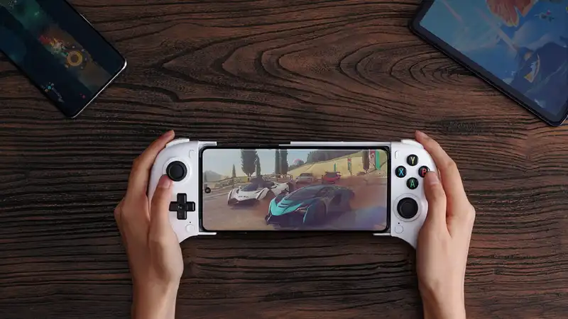 8BitDo Ultimate Mobile Gaming Controller Brings Hall Effect to Android Gaming