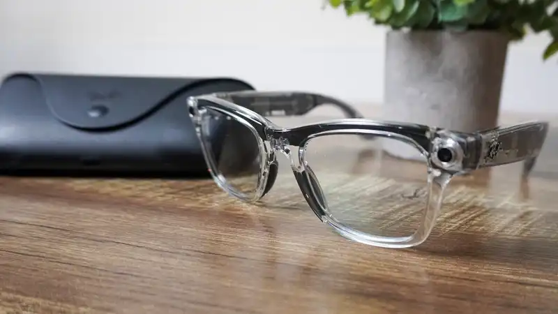 Ray-Ban's Meta smart glasses have undergone three major upgrades.