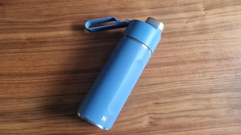 I tried the Ninja Water Bottle which keeps the water carbonated.